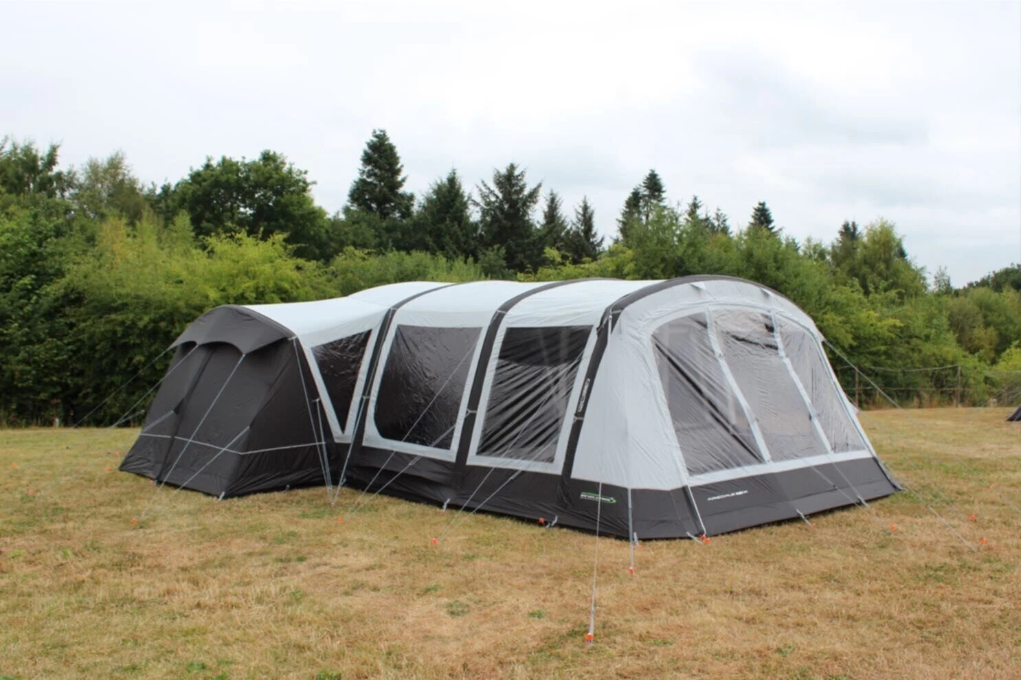 Outdoor Revolution Airedale 7.0SE Tent Bundle (2023) 3 Outdoor Revolution Airedale 7.0SE Tent Bundle (2023)