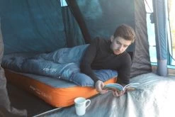 Vango Airbeam Vango Aether Air 450XL Tent (2022) -Outdoor Camping Store van 2021 lifestyle airbeam earth aether air 450xl lo 26